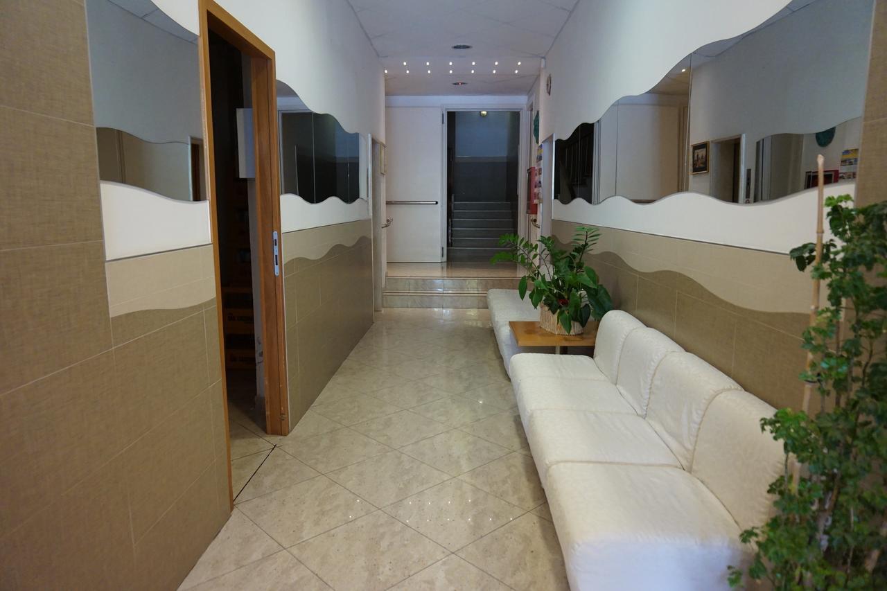 Hotel Angelus Ріміні Екстер'єр фото